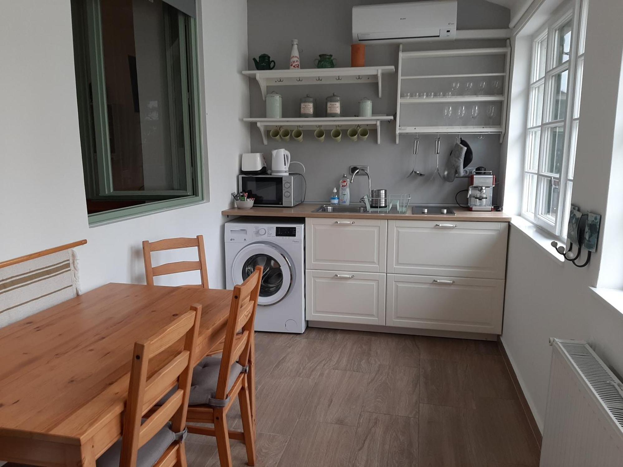 Apartment Zrinyi 11 *