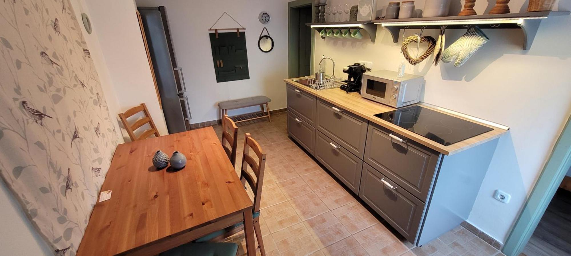 Apartament Zrinyi 11 Balatonkenese