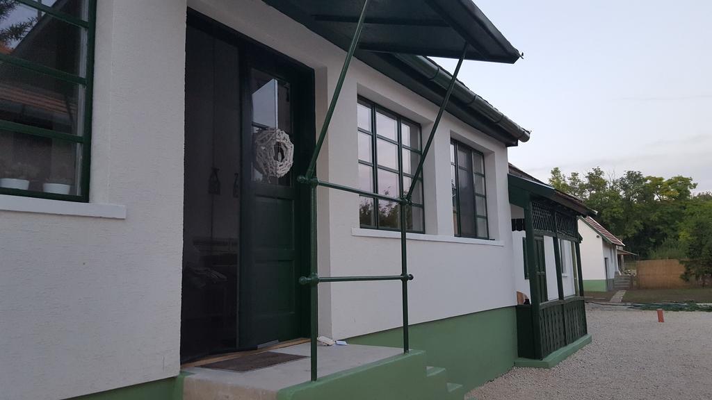 Apartament Zrinyi 11 *